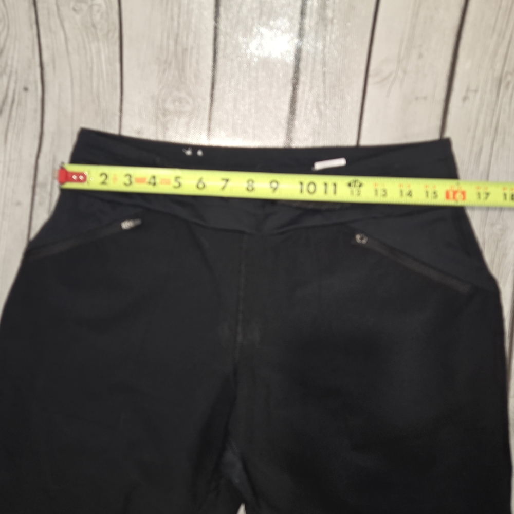 NWOT Columbia Classic Black Fitted Mixed Media Performance Pants Womens M - Picture 4 of 8